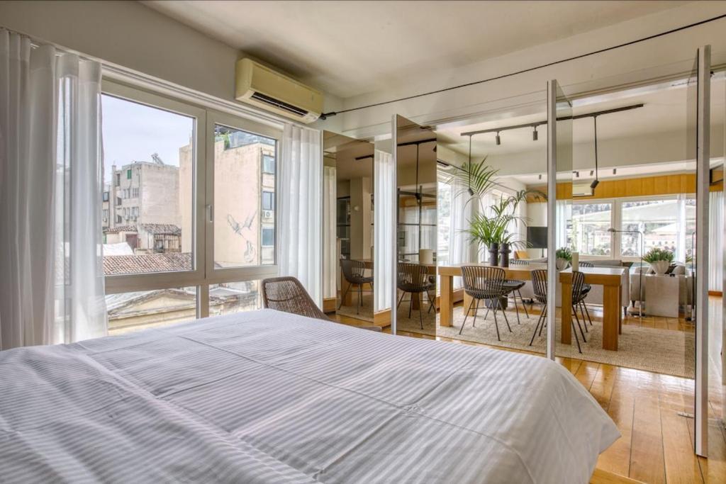 Sunny Luxury Loft,Stunning Acropolis View, Jacuzzi Apartment Атина Екстериор снимка