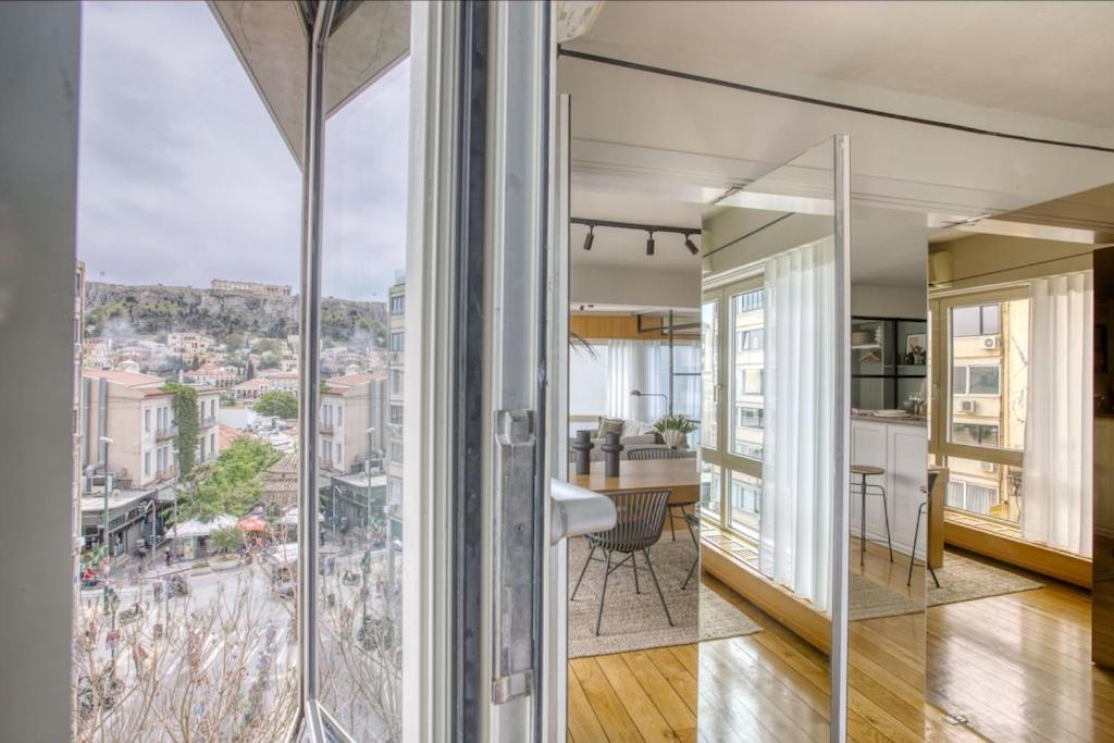 Sunny Luxury Loft,Stunning Acropolis View, Jacuzzi Apartment Атина Екстериор снимка